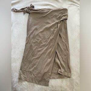 WOLFORD THE ORIGAMI-DRAPE WRAP SKIRT 64% Viskose, 30% Polyamid, 6% Elastan